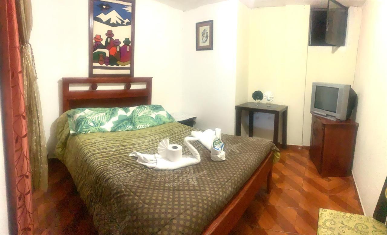 Hostal Jora Continental Котакачі Екстер'єр фото