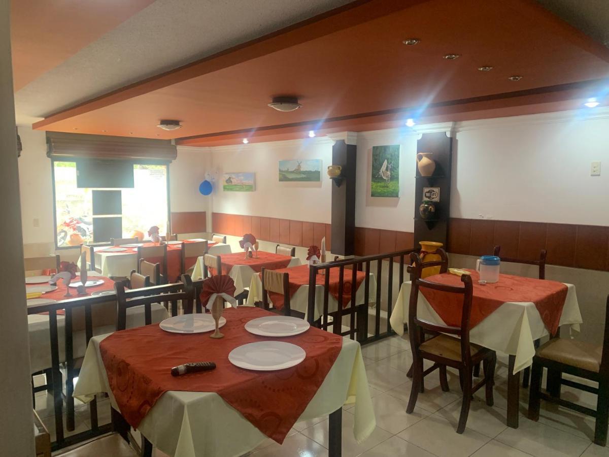 Hostal Jora Continental Котакачі Екстер'єр фото